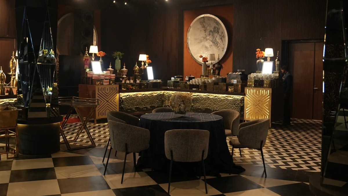 Club Riviera