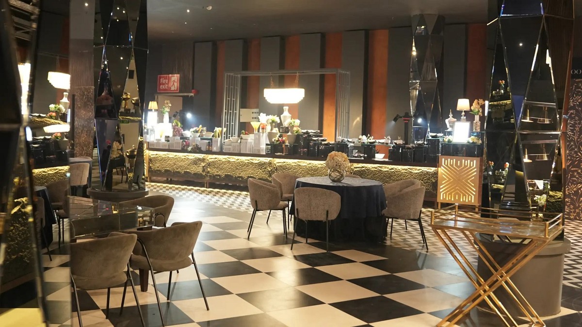 Club Riviera