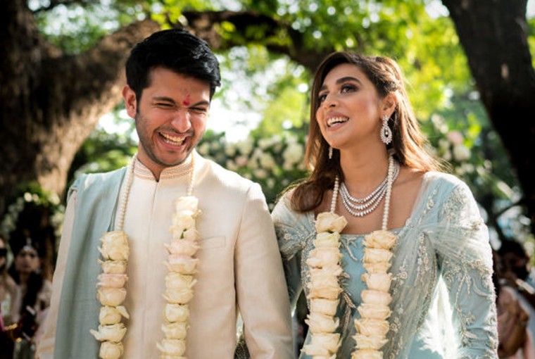 summiyya patni white rose jaimalas