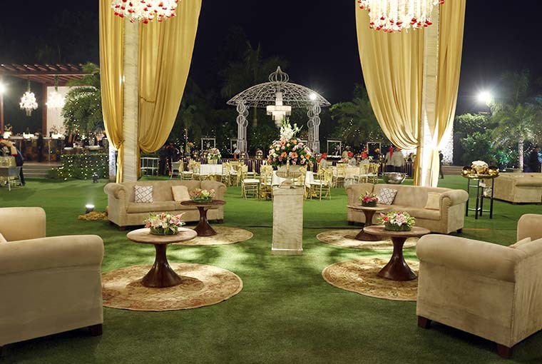 Garden Wedding at Pavilion by Ferns N Petals