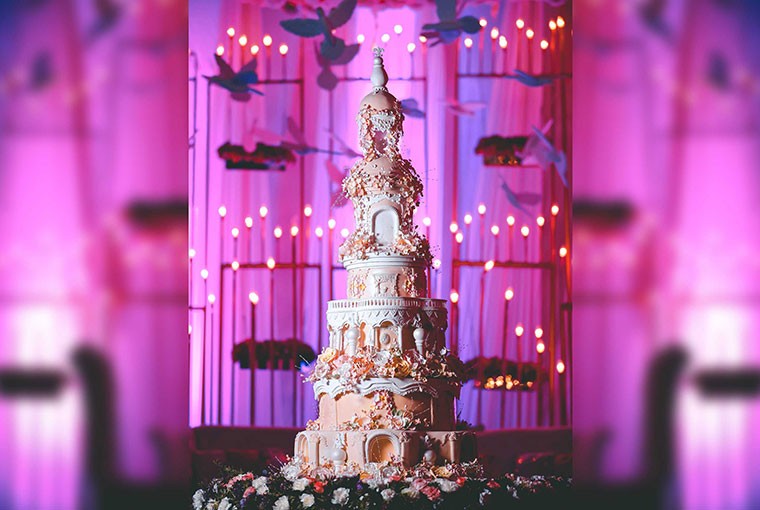 Trending cakes that are taking the Indian Wedding Industry by Storm