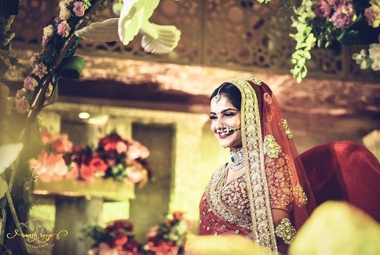 How to make your red lipstick last on your wedding day?