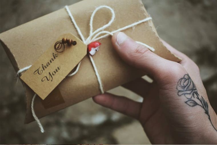 Some thoughtful ways to say thank you to your wedding vendors