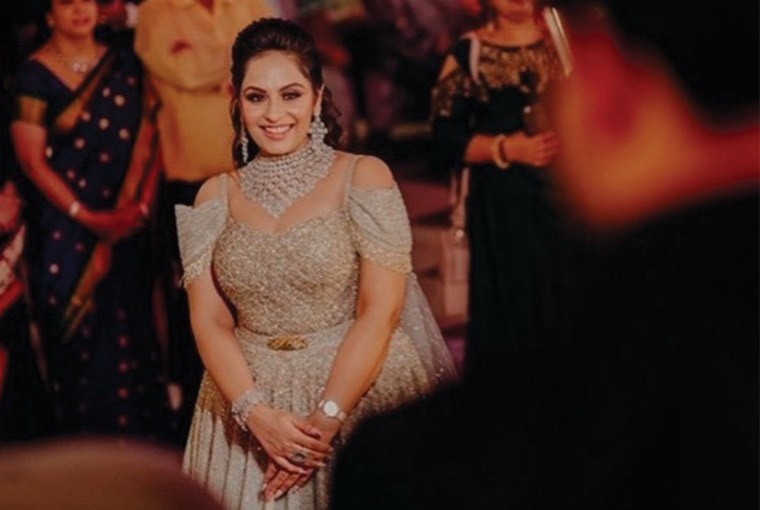 Some useful makeup tips to get that glowing look on your wedding
