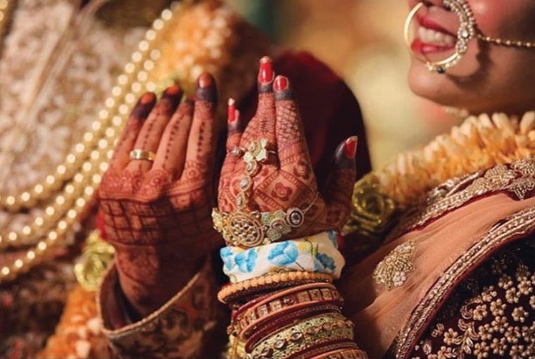A Complete Guide to plan an Intimate Wedding!