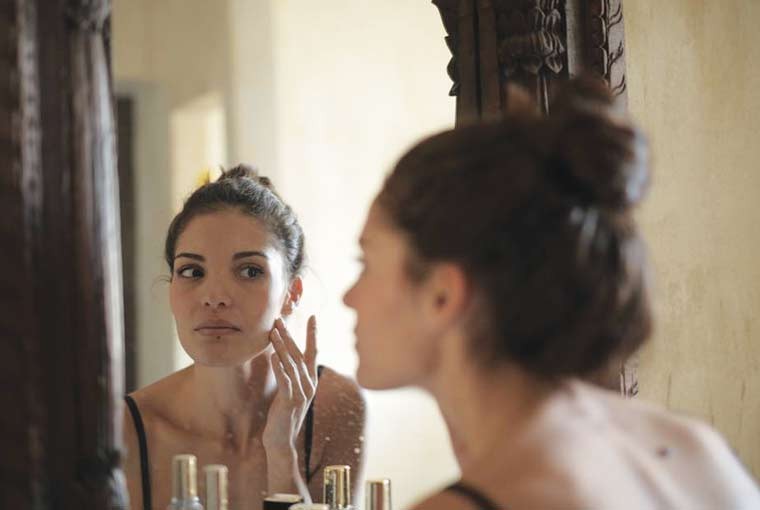 How to handle dry skin before your Winter Wedding?
