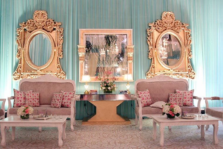 How to establish colour palettes for your wedding functions?