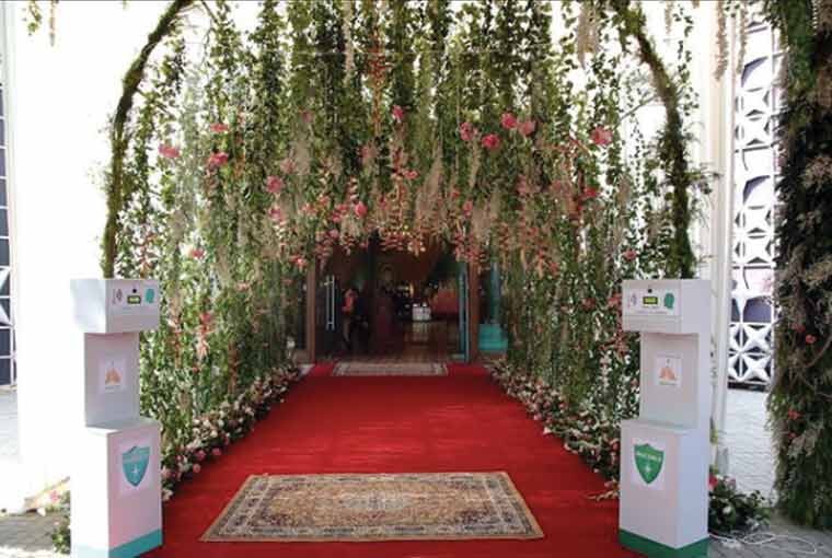 Some useful tips for couples with a Long Wedding-Planning Timeline!