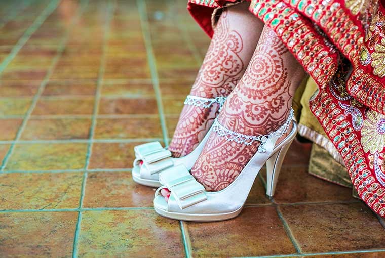 Types of Bridal Footwear that you can flaunt at your wedding functions!