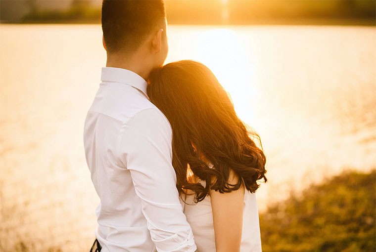 PostWeddingGuide: Get to know What Your Attachment Style Says About Your Relationship!