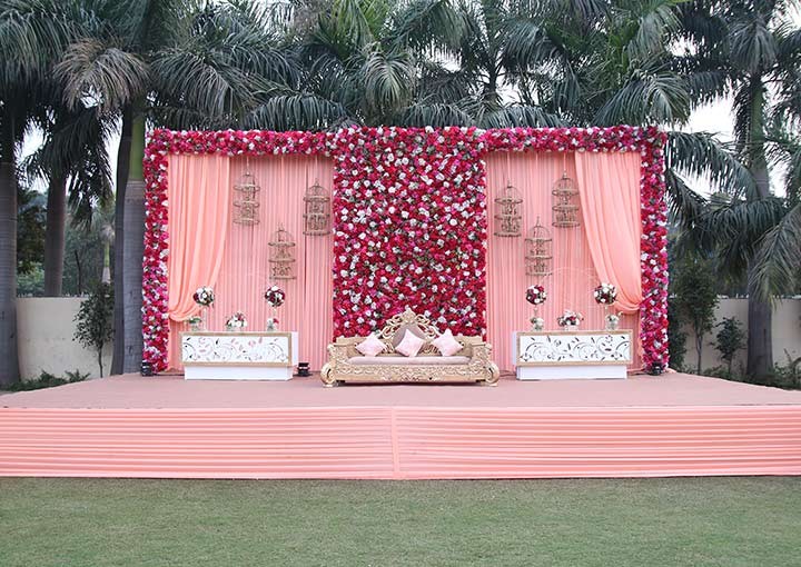 What needs to be done if you have to Reschedule or Cancel Your Wedding Due to the Weather?