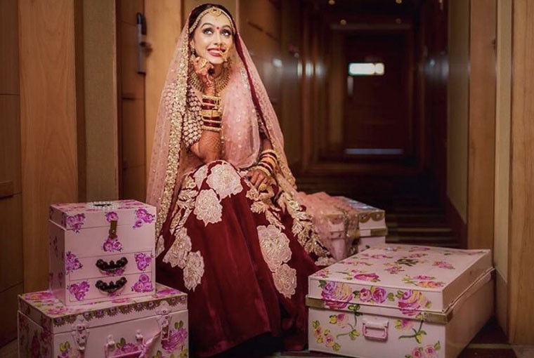 How to travel with your heavy outfits to your destination wedding?