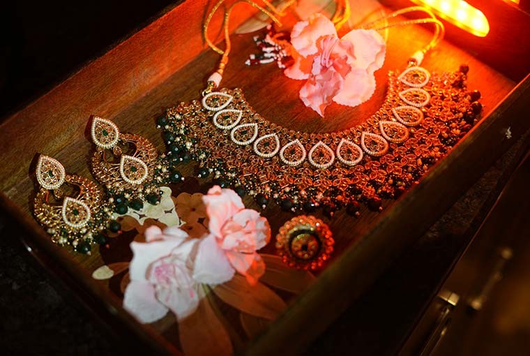How to maintain and care family’s heirloom jewellery?