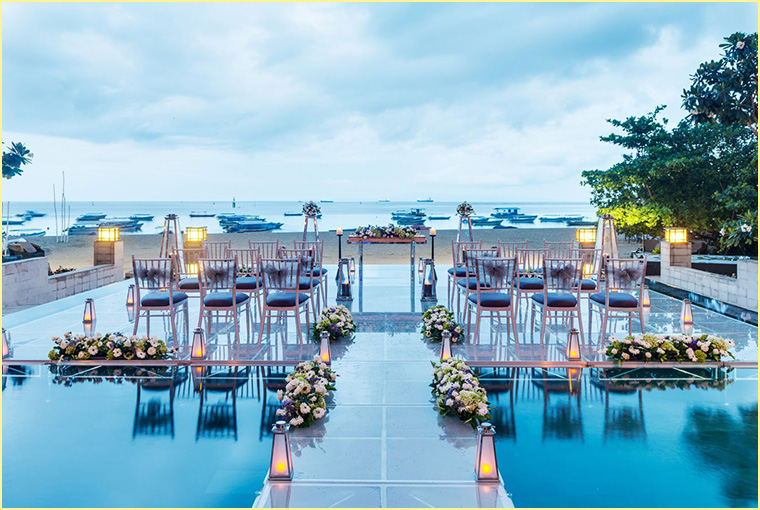 Beach weddings in Bali