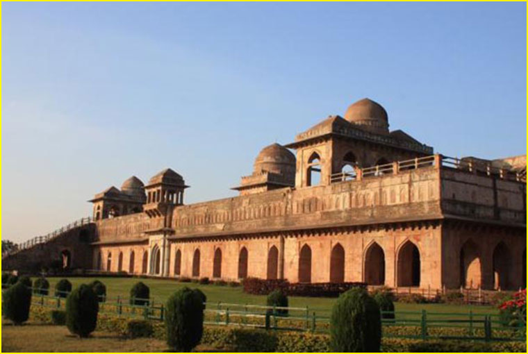 Destination Weddings in Mandu