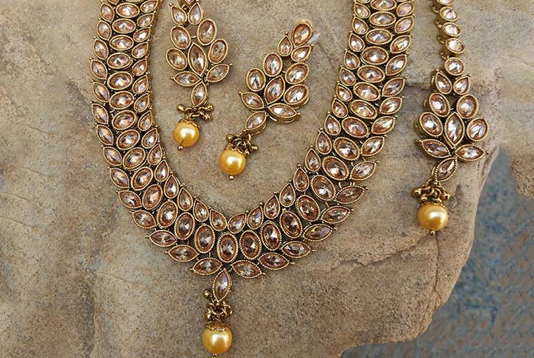 Kundan Jewellery