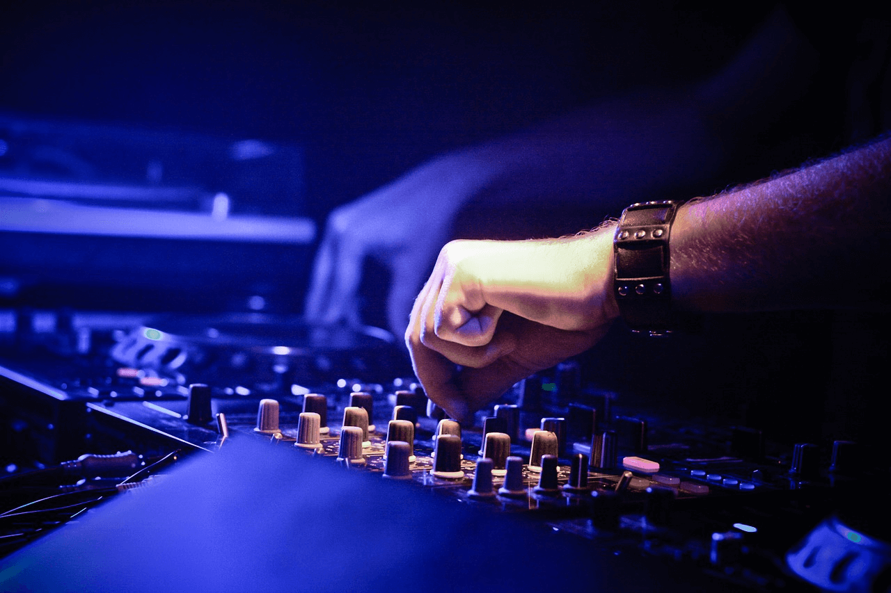 Best DJ Services in Gurgaon-5 (1)