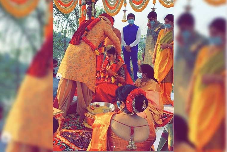 elugu Actor Nikhil Siddharth gets hitched to Pallavi Varma amidst lockdown