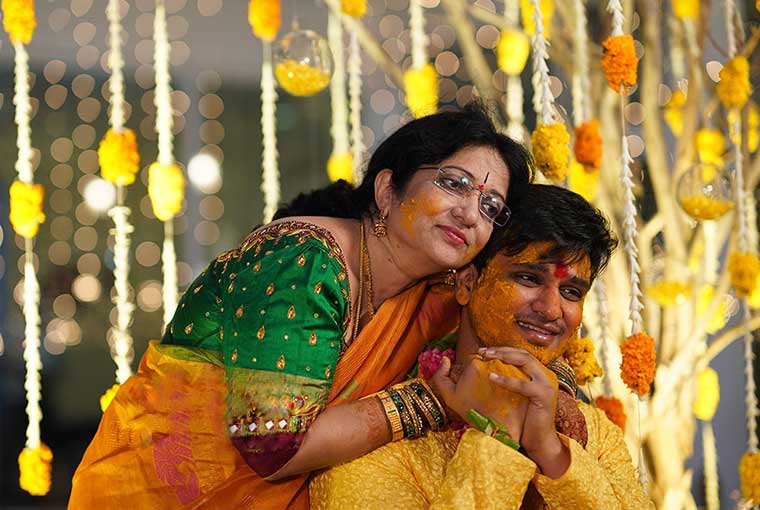 elugu Actor Nikhil Siddharth gets hitched to Pallavi Varma amidst lockdown