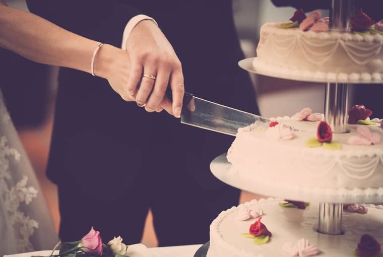 Some weddings tasks that you can still do while waiting for your wedding